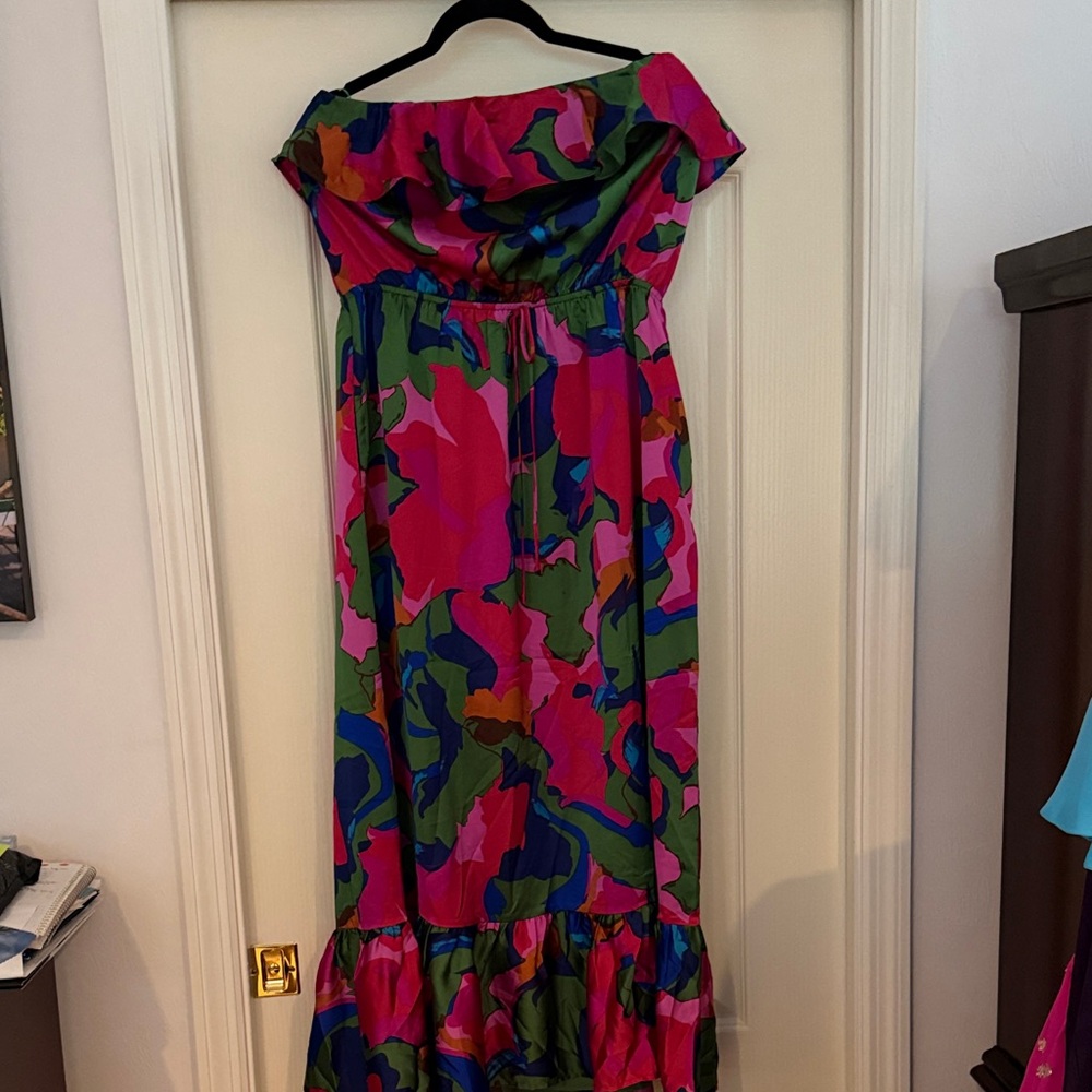 Sugarlips Vibrant Floral Maxi Dress